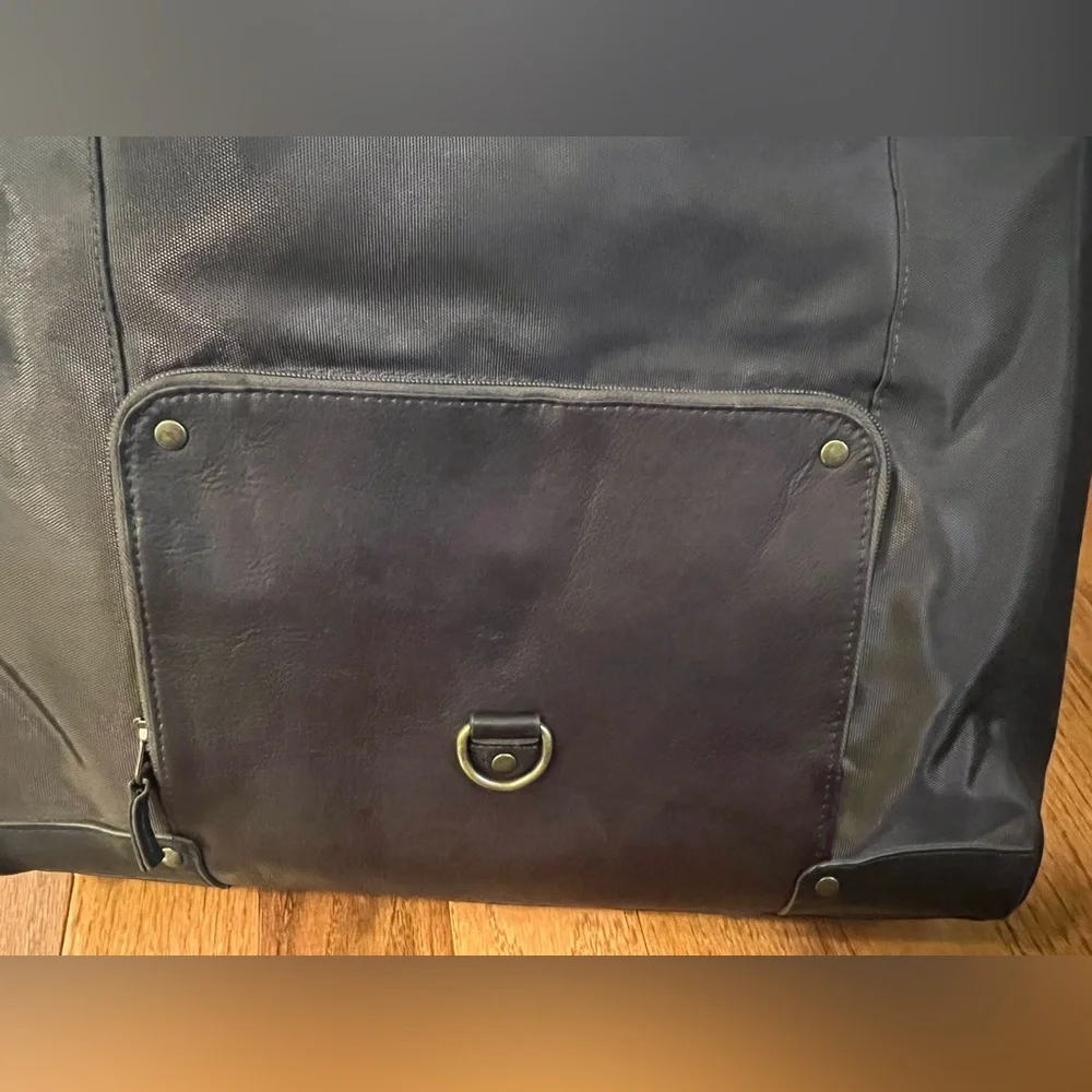 Solo Classic Brown Leather Computer Messenger Bag